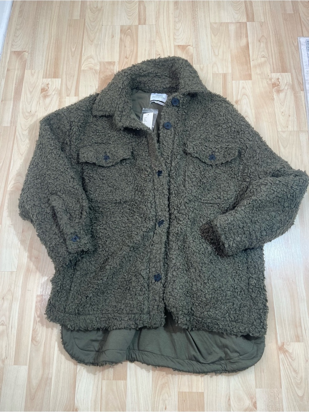 Urban Outfitters green teddy sherpa shacket Womens New With Tags Large